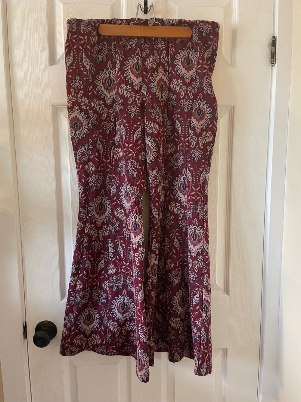 Anthropologie jacquard damask print bell bottom wide leg pants